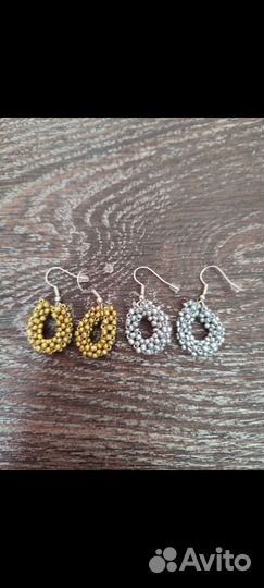 Серьги,бусы,браслеты из бисера