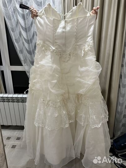 Свадебное платье б/у