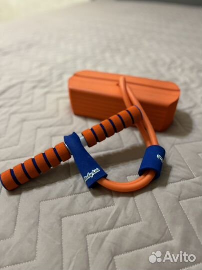 Тренажер для прыжков Moby kids