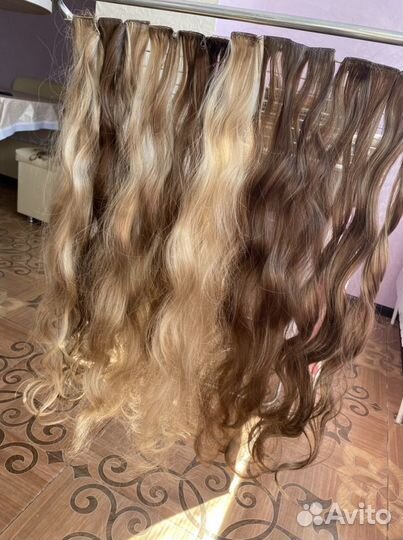 Волосы на заколках