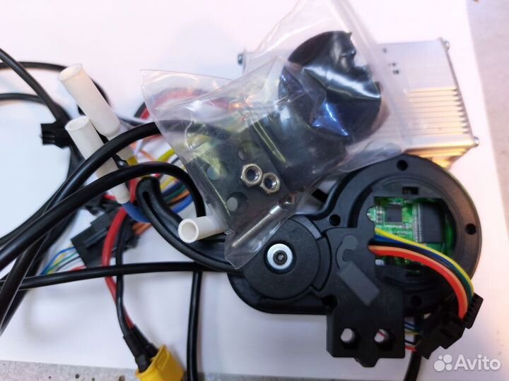 Электроника самоката, контроллер, комп, мелочевка