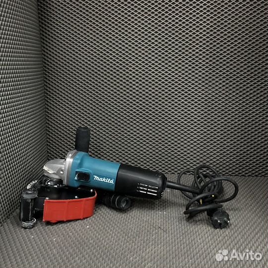 Штраборез Makita Makita 9558HNR (74283)