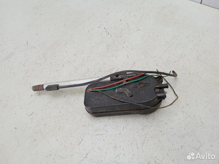 Антенна Jeep Grand Cherokee ZJ 5.2 1995