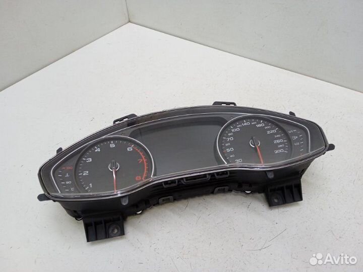 Панель приборов Audi Q5/SQ5