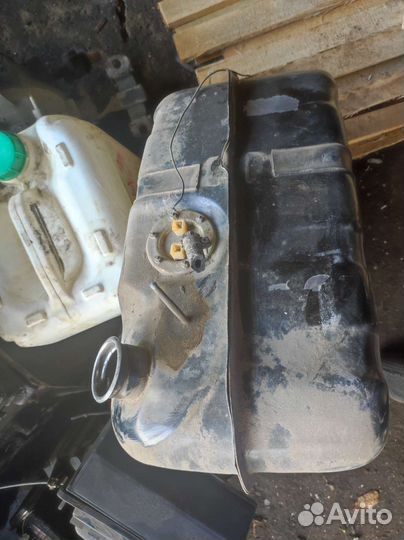 Топливные бак ваз 2107