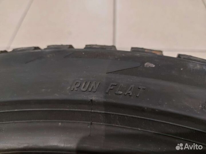 Pirelli Ice Zero 2 245/40 R20 и 275/35 R20