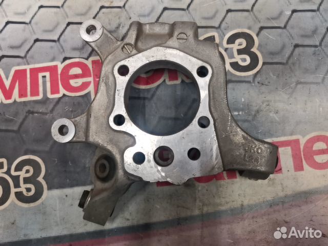 Кулак поворотный задний левый Infiniti G37