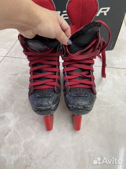 Хоккейные коньки bauer