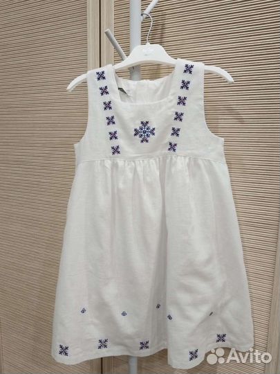 Платье для девочки новое