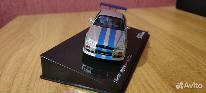 Модель 1/43 Nissan Skyline GT-R (R34) 1999