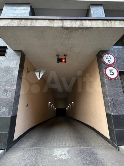 Машиноместо, 13 м²