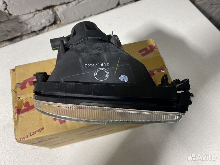 Противотуманная фара Рено Лагуна 1