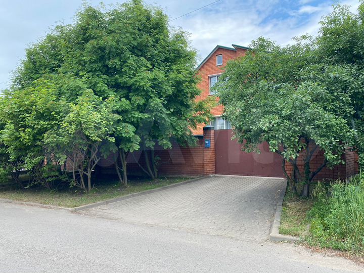 Дом 237 м² на участке 10 сот.