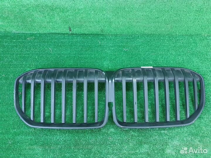 Решетка радиатора BMW 7er G11 G12 (2019-н.в.)