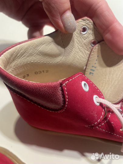 Босоножки на первый шаг Totoo