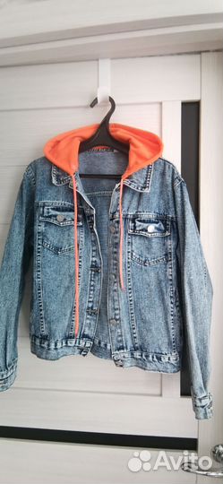 Джинсовая куртка