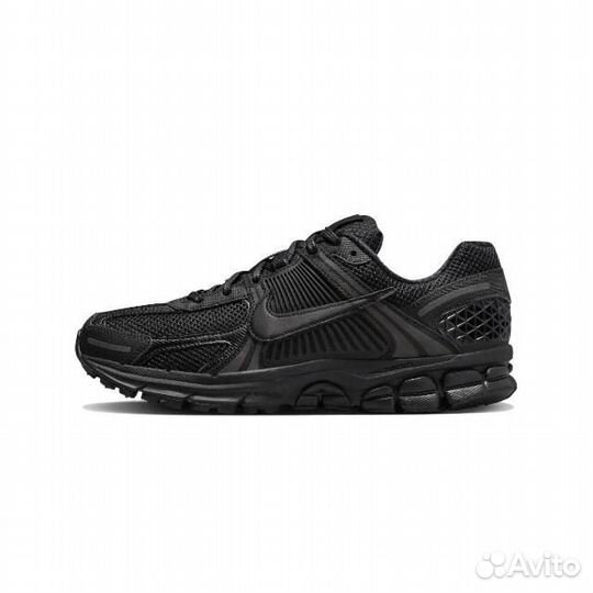 Nike Air Zoom Vomero 5