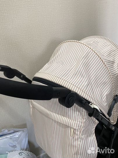 Прогулочная коляска hb