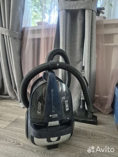 Пылесос Vitek