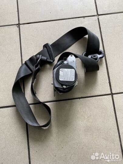 Ремень безопасности передний левый Ford Focus 3