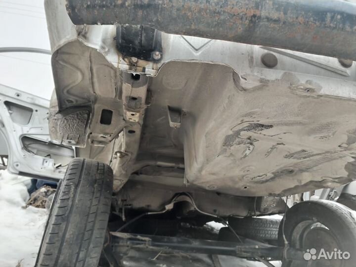 Задняя балка Октавия тур A4