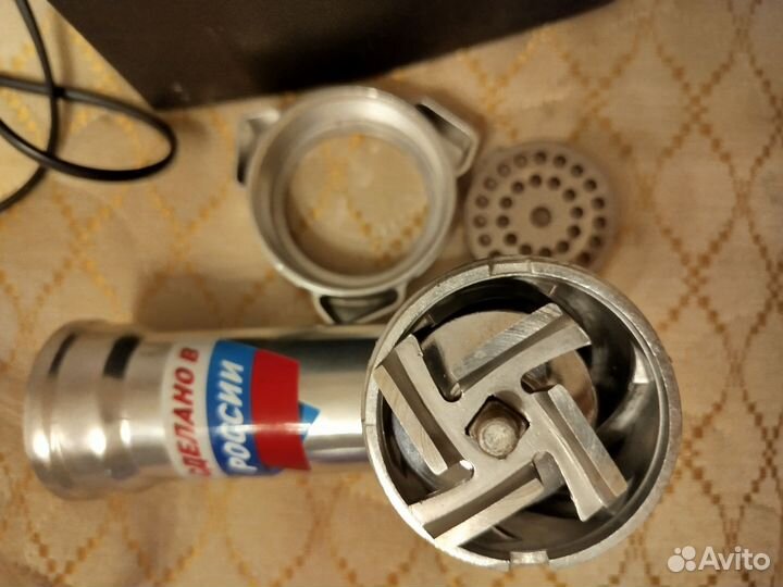 Мясорубка Polaris PMG 1855