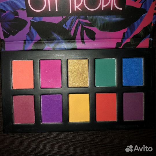 Палетка теней nyx off tropic