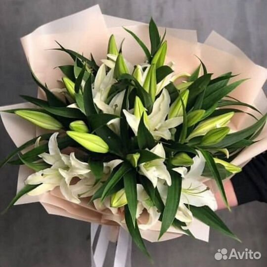 Букеты из лилий