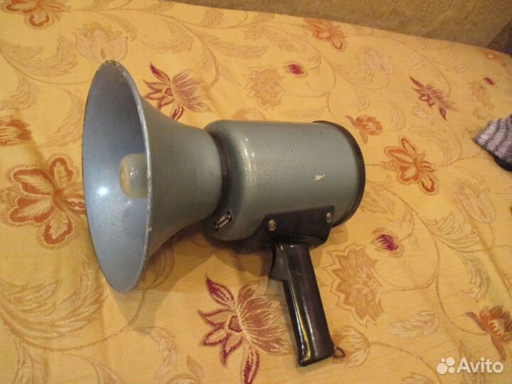 Громкоговоритель мегафон
