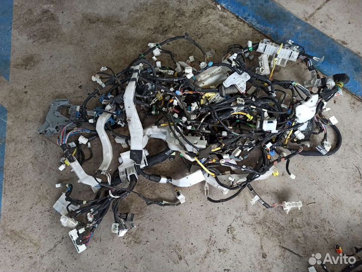 Проводка (коса) toyota Land Cruiser 200 2008 г