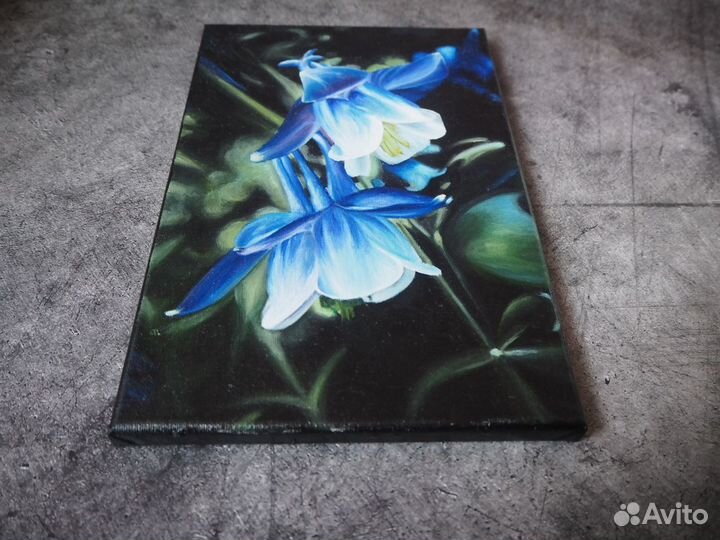 Картина маслом Голубой ангел цветы