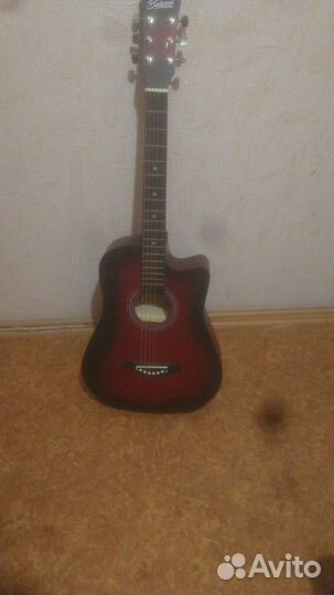 Акустическая гитара