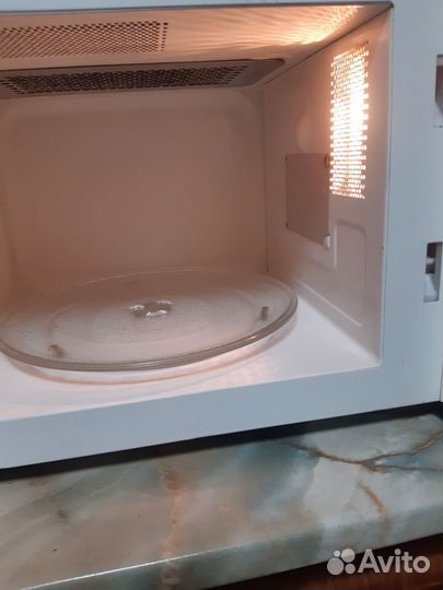 Микроволновая печь с грилем vitek VT-1650