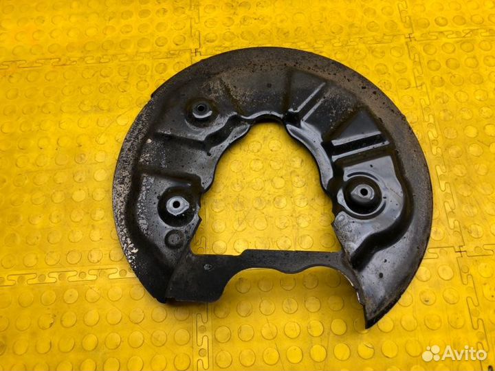 Кожух тормозного диска задний левый Skoda Kodiaq