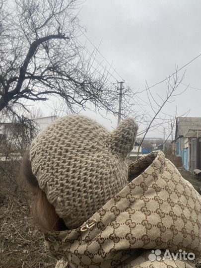 Шапка женская. Шерстяная, чепчик