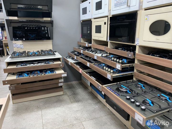 Вытяжка наклонная