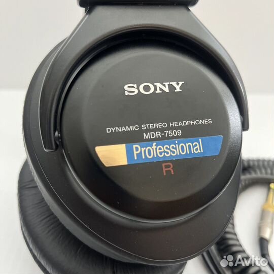 Мониторные наушники Sony MDR-7509