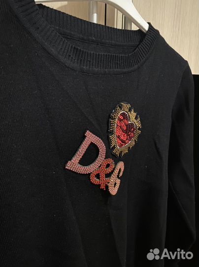 Свитер женский