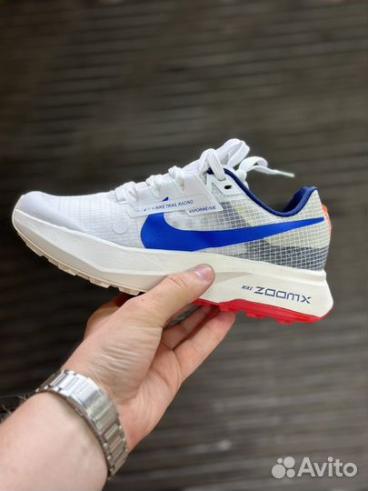 Кроссовки Nike Zoom женские белые синие Trail