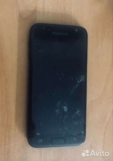Смартфон Samsung Galaxy J3 SM-J330F DS черный