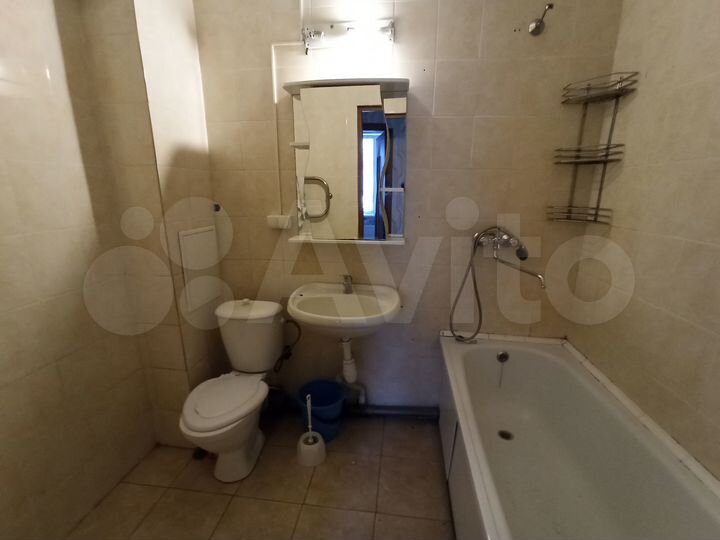 2-к. квартира, 43 м², 3/4 эт.