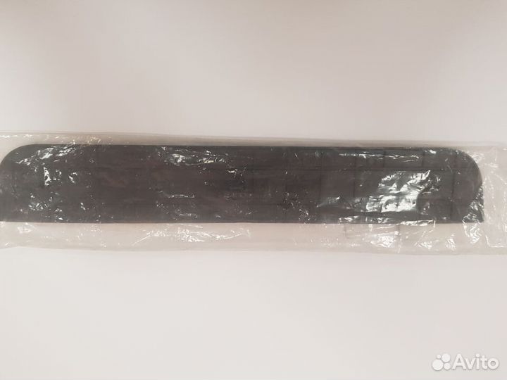 Накладка порога внутренняя Hyundai Getz 2006