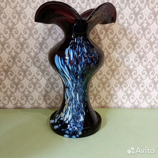 Цветные вазы для цветов Красный Май