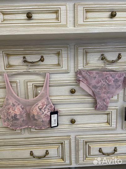 Бюстгалтер