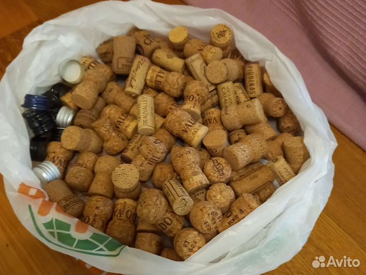 Пробки от шампанского и вина