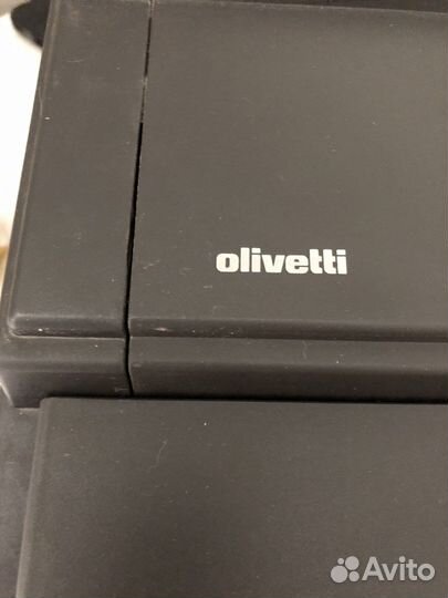 Пишущая машинка Olivetti