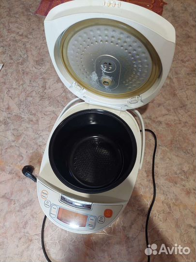 Мультиварка Zigmund & Shtain