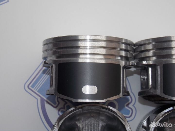 Поршни + кольца к-кт 6шт ремонт +0,50 mazda GY-DE