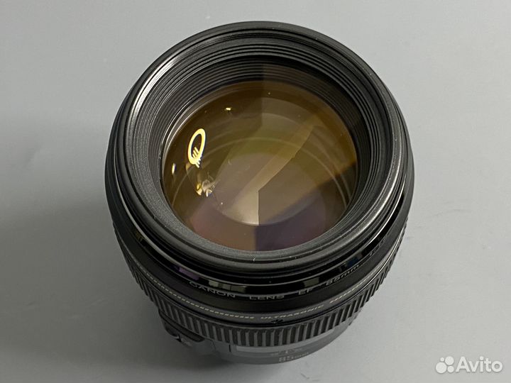 Canon EF 85mm 1.8 USM