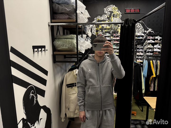 Jordan Essentials Full-Zip Fleece толстовка